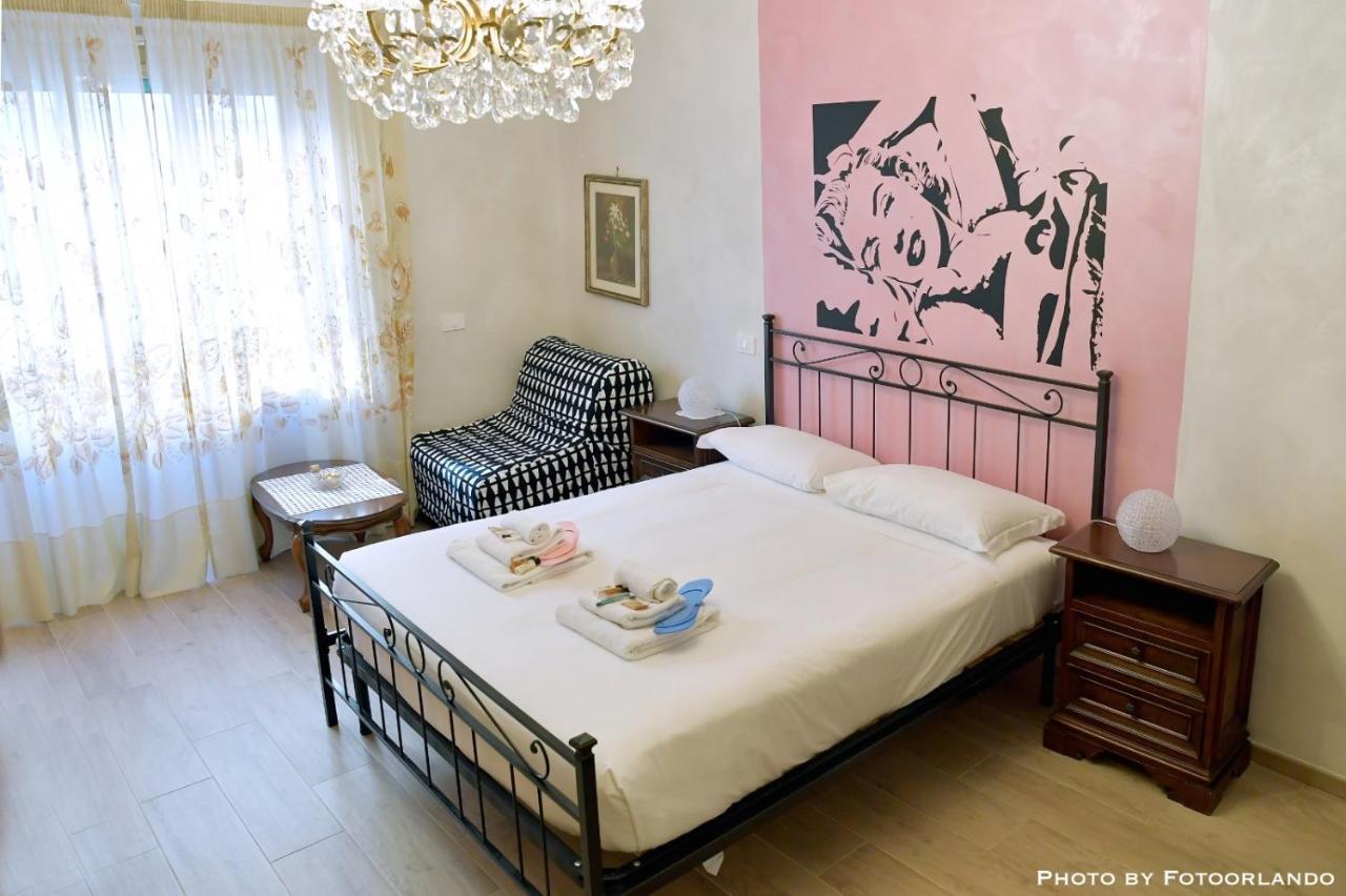 Casa Vacanza La Signorina Rome Exterior photo